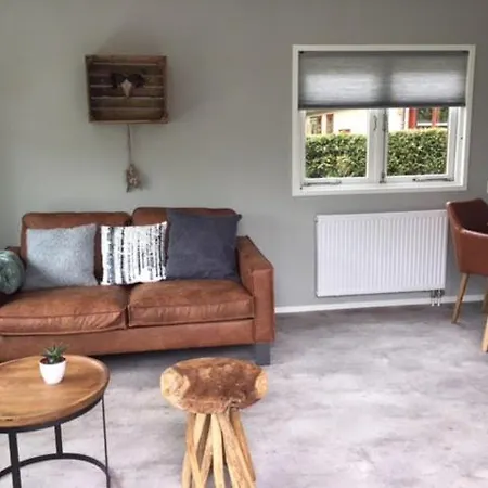 Bosduif I Knus Chalet Voor Twee * Putten